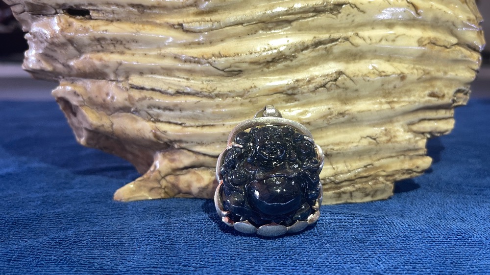 Mặt Dây Chuyền Đá Saphia Đen