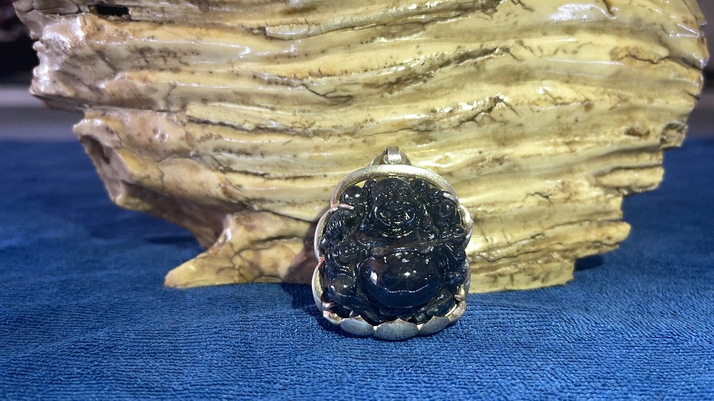 Mặt Dây Chuyền Đá Saphia Đen