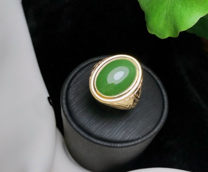 Nhẫn Nam Ngọc Bích