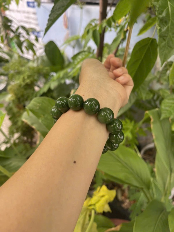 Ngọc bích thiên nhiên 16li