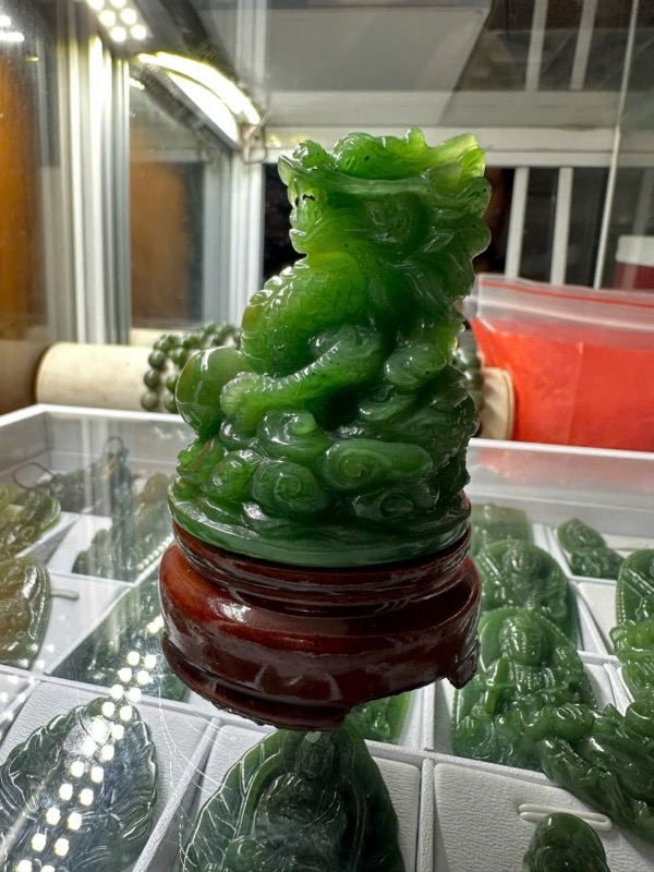 Rồng Ngọc Bích Ms.79.A7