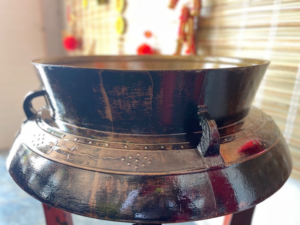 Nồi đồng cổ tây nguyên