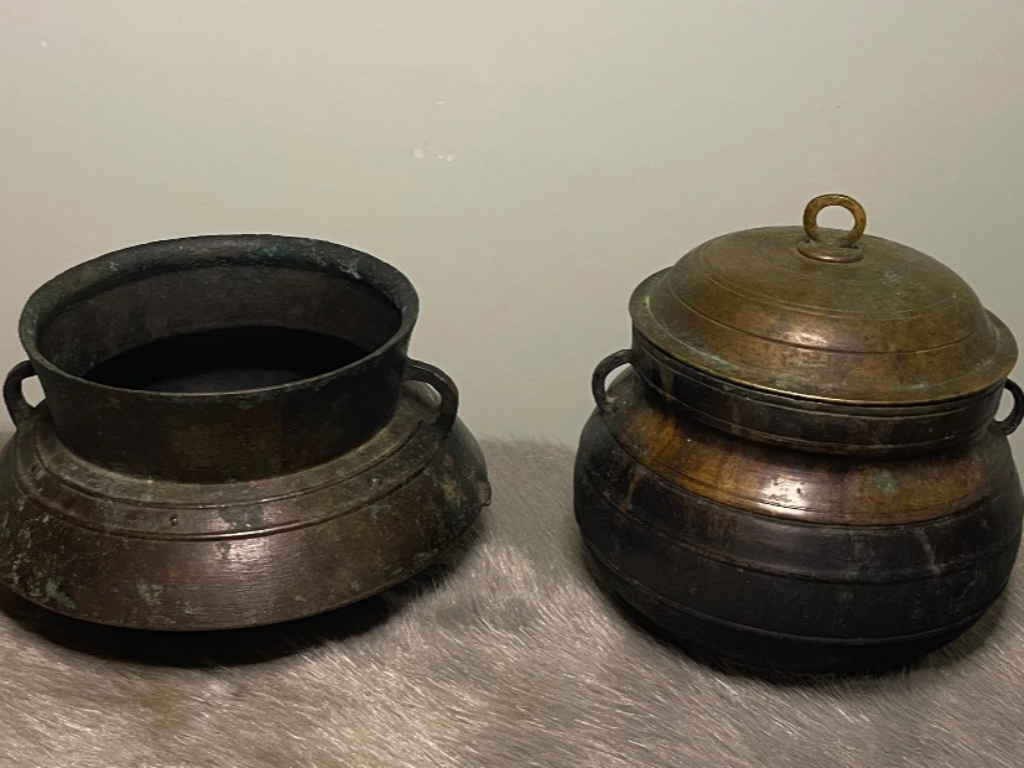 Nồi Đồng Cổ Xưa 